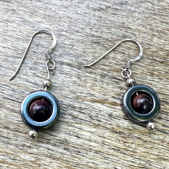 Vintage 925 Sterling Silver Dangle Earrings With Garnet Red Stones & Circular De - Picture 5 of 6